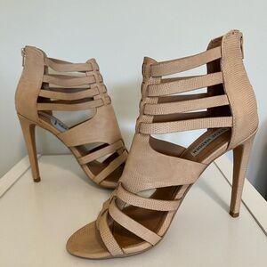 Steve Madden tan/beige heels size 9